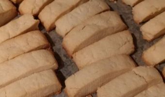 Cooking with Annie: Holiday Shortbread